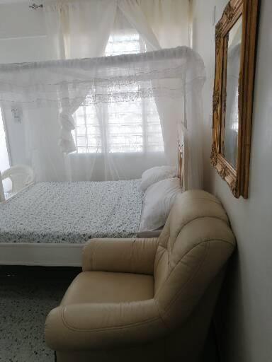 דירות מומבסה Neighbourly Nest מראה חיצוני תמונה